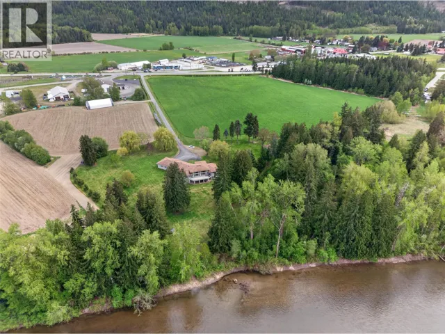 1200 Trans Canada Highway, Sicamous, British Columbia V0E2V0