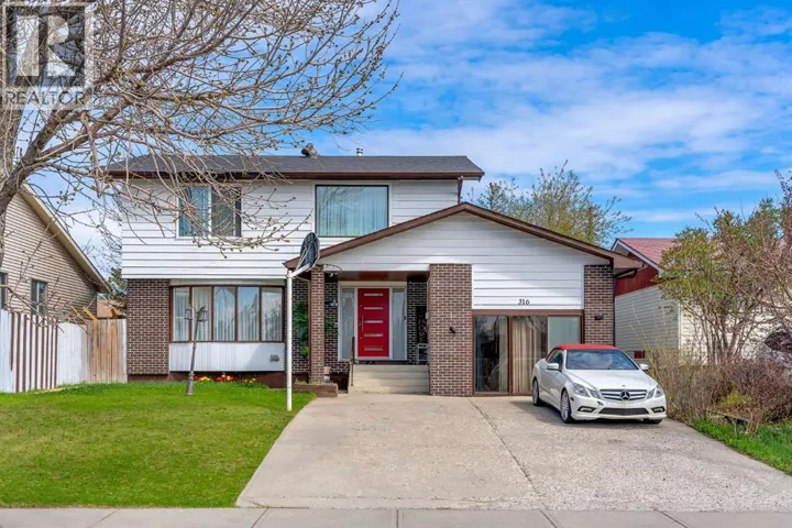 316 Templeton Circle NE, Calgary, Alberta T1Y3Z2