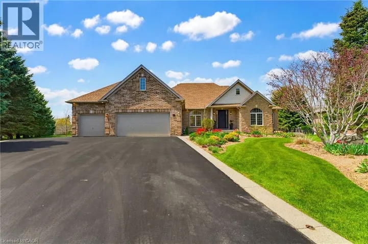 20 SAVONA Crescent, Hamilton, Ontario L8N2Z7