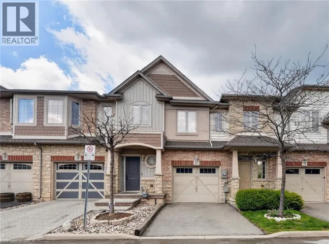 8 LAKELAWN Road Unit# 11, Grimsby, Ontario L3M0G1