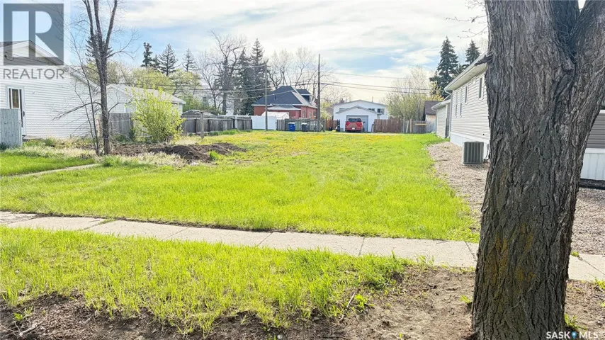 312 Aspen STREET, Maple Creek, Saskatchewan S0N1N0