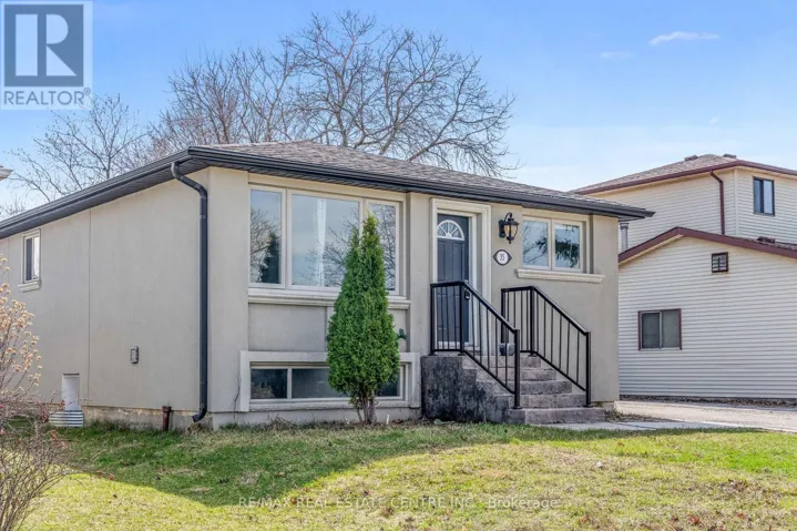 35 FOLKESTONE AVENUE, Hamilton (Lawfield), Ontario L8V4M9
