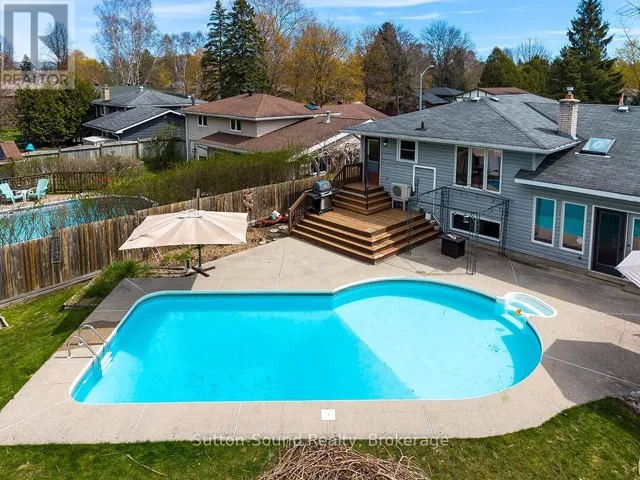 210 5TH A AVENUE W, Owen Sound, Ontario N4K6G8