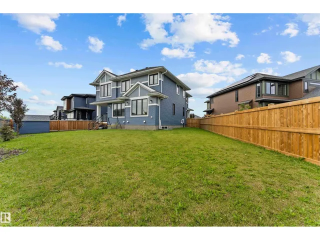 6813 KNOX LO SW, Edmonton, Alberta T6W4R3