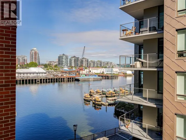 210 456 Pandora Ave, Victoria, British Columbia V8W0E3