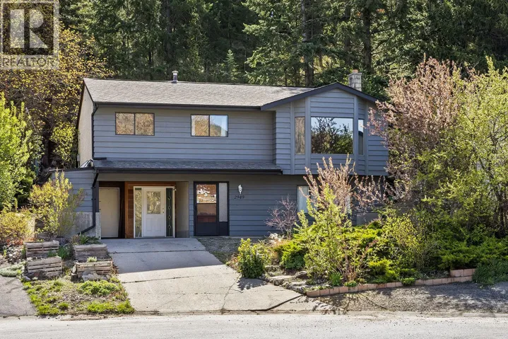 2949 Sandstone Crescent, West Kelowna, British Columbia V0H2A0
