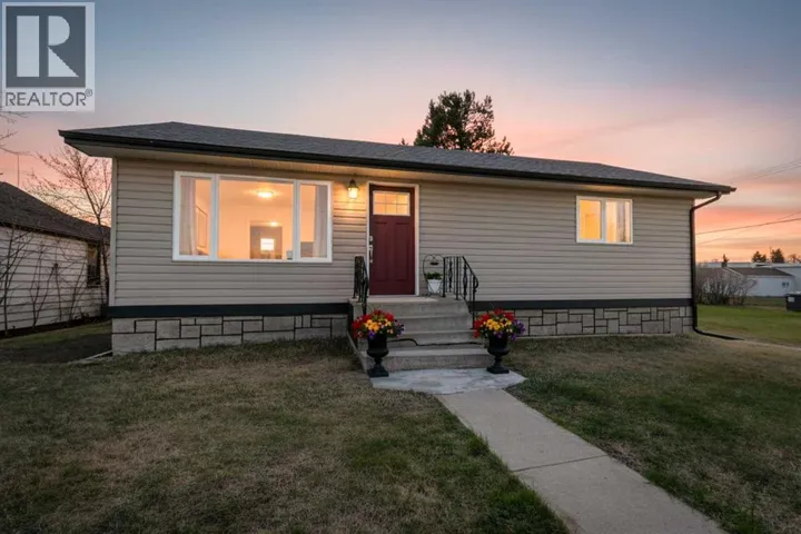 4923 51 Avenue, Holden, Alberta T0B0H8