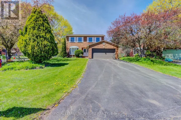 230 LANCASTER AVENUE, Newmarket (Bristol-London), Ontario L3Y5X2