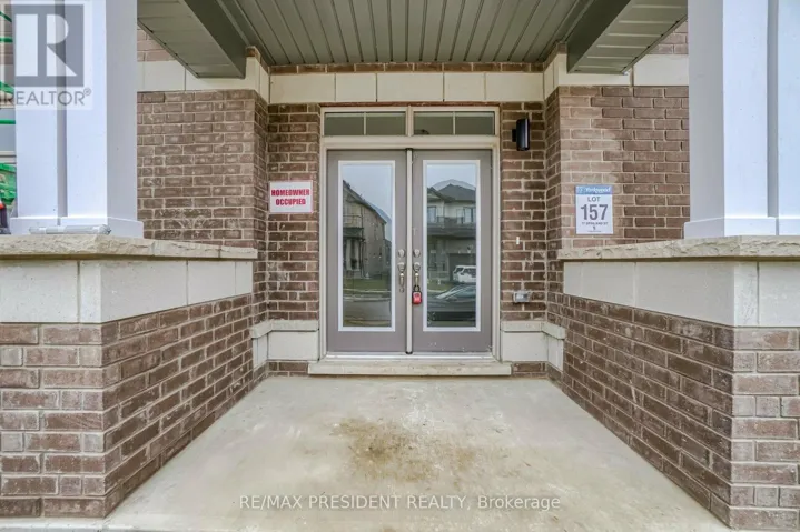 17 SPINLAND STREET, Caledon, Ontario L7C4K4
