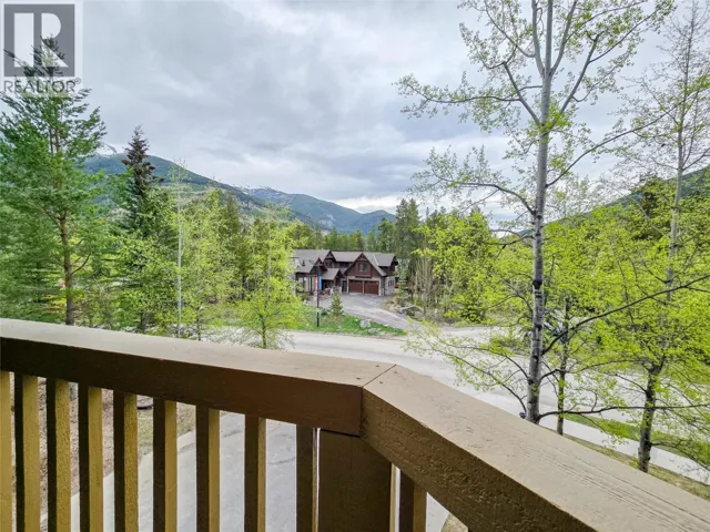 2070 Summit Drive Unit# 308, Panorama, British Columbia V0A1T0