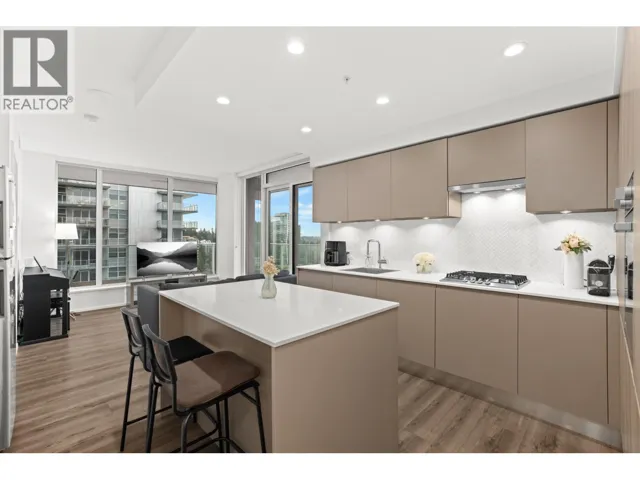 905 3833 EVERGREEN PLACE, Burnaby, British Columbia V3J0M2
