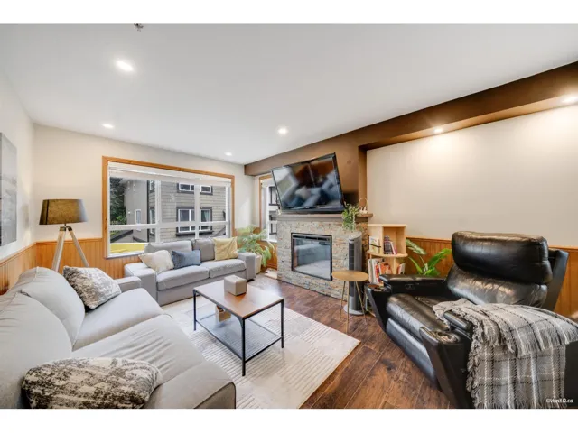 138 6747 203 STREET, Langley, British Columbia V2Y3B5