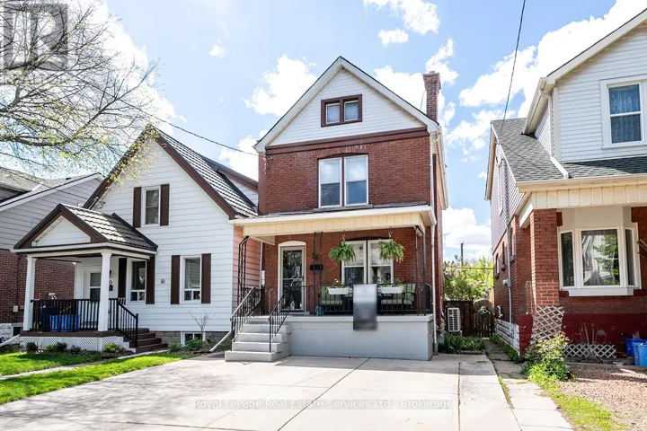 35 PARK ROW N, Hamilton (Crown Point), Ontario L8H4E3