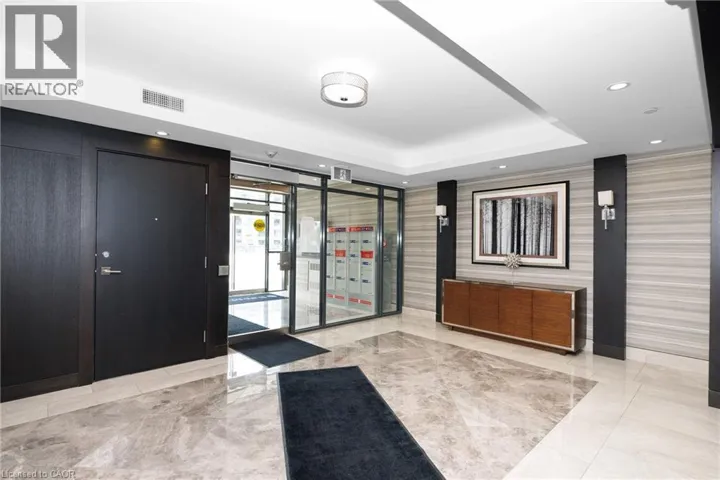 101 SHOREVIEW Place Unit# 428, Stoney Creek, Ontario L8E0K2