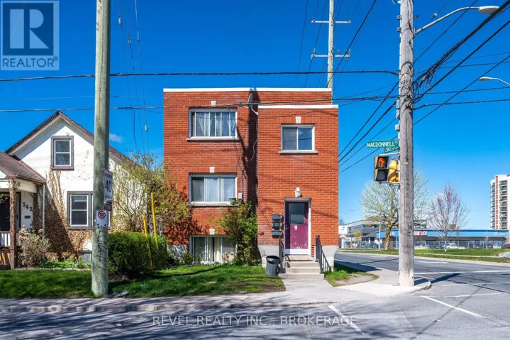 546 MACDONNELL STREET, Kingston (East of Sir John A. Blvd), Ontario K7K4W7