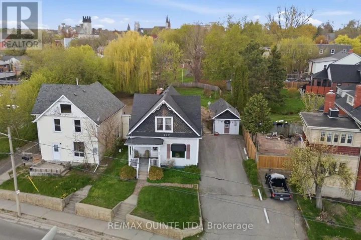 94 DUNDAS STREET E, Belleville (Belleville Ward), Ontario K8N1C1
