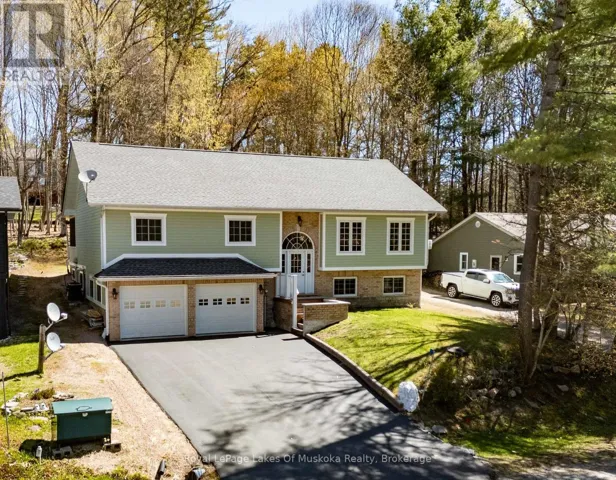 22 DUKE STREET, Muskoka Lakes (Medora), Ontario P0B1J0