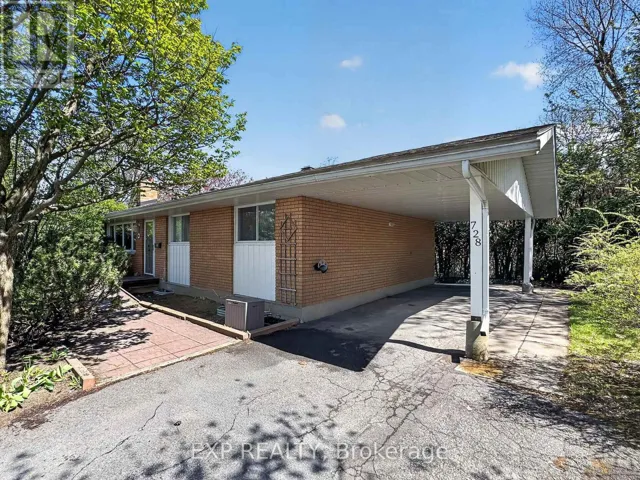728 FIELDING DRIVE, Ottawa, Ontario K1V7G5
