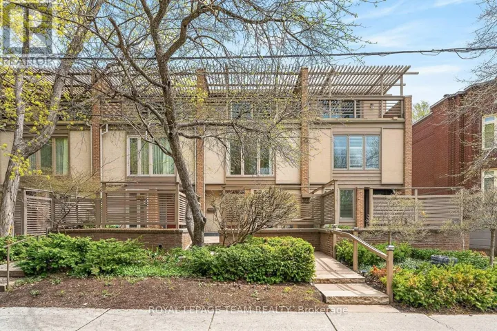 164 DUFFERIN ROAD, Ottawa, Ontario K1M2A6