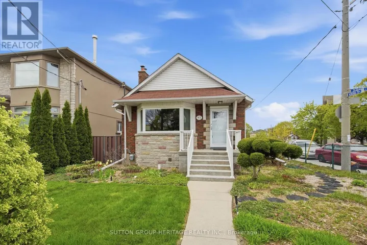 92 DURANT AVENUE, Toronto (Danforth Village-East York), Ontario M4J4W2