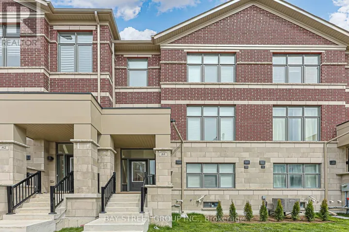 44 SEINE LANE, Richmond Hill, Ontario L4S0P9