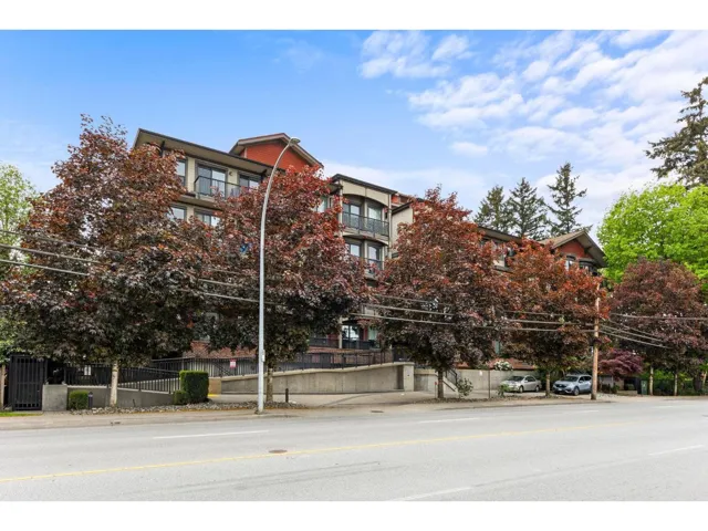 308 19830 56 AVENUE, Langley, British Columbia V3A0A5