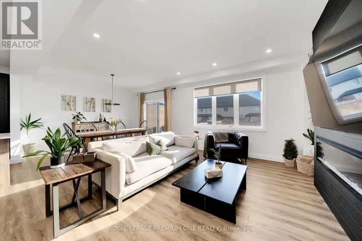 207 SCHMIDT DRIVE, Wellington North (Arthur), Ontario N0G1A0