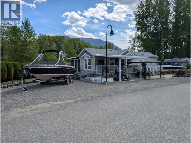 2633 Squilax Anglemont Road Lot# 10, Lee Creek, British Columbia V0E1M4