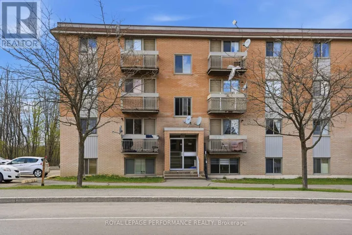 8 - 998 CARTIER BOULEVARD, Hawkesbury, Ontario K6A1W7