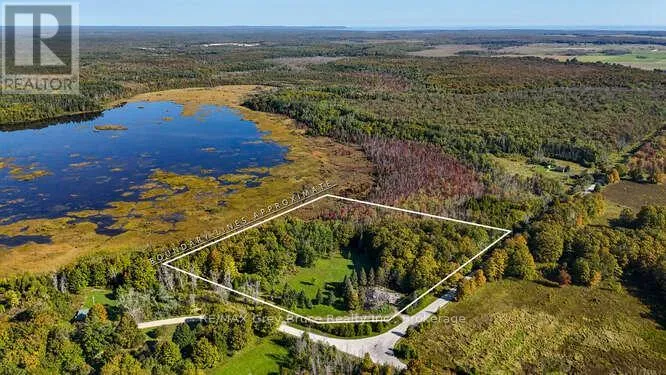 290 CLARKE’S ROAD, Northern Bruce Peninsula, Ontario N0H1W0