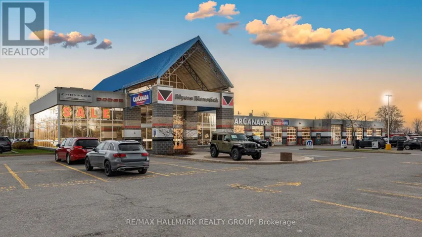 5791 PRINCE OF WALES DRIVE, Ottawa, Ontario K4M1A5
