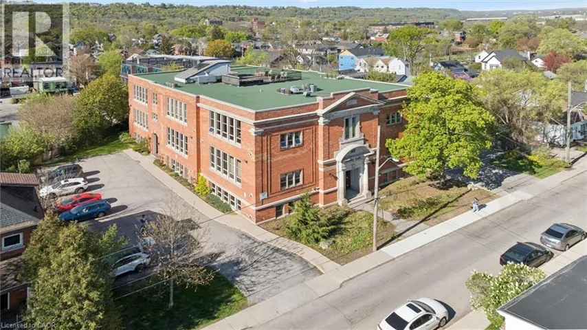 357 HUNTER Street W Unit# 36, Hamilton, Ontario L8P1S6