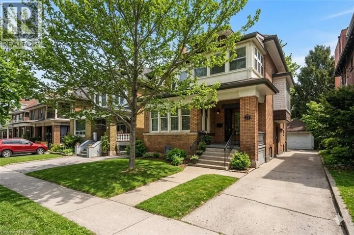77 PROCTOR Boulevard, Hamilton, Ontario L8M2M5