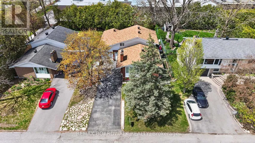 189 BANNING ROAD, Ottawa, Ontario K2L1C5