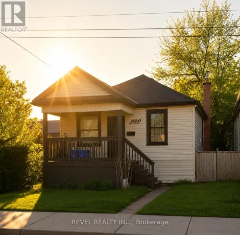 222 KENSINGTON AVENUE N, Hamilton (Crown Point), Ontario L8L7N7