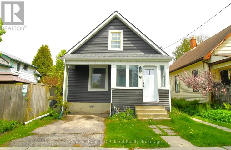 15 WAWA STREET, St. Thomas, Ontario N5R3W8