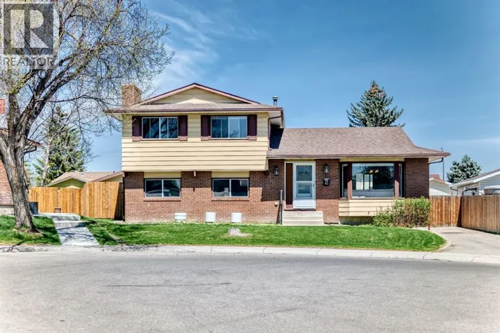 28 Rundlelawn Place NE, Calgary, Alberta T1Y3P5