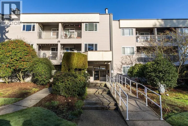 204 1209 HOWIE AVENUE, Coquitlam, British Columbia V3J1T9