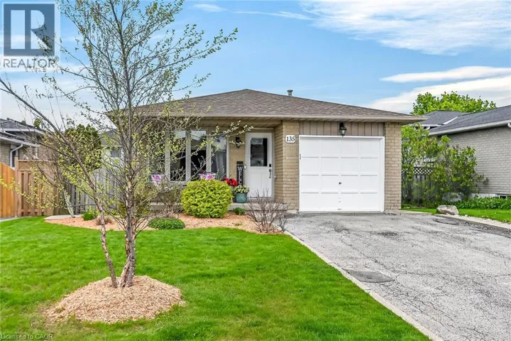 135 INDEPENDENCE Drive, Hamilton, Ontario L8W3C2