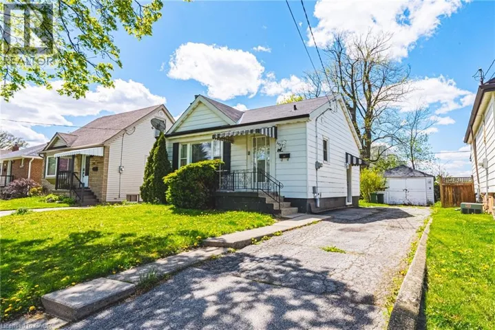 242 EAST 43RD Street, Hamilton, Ontario L8T3C5
