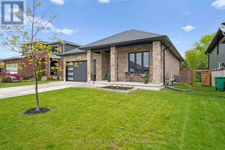 60 TANYA DRIVE, Southwest Middlesex (Glencoe), Ontario N0L1M0