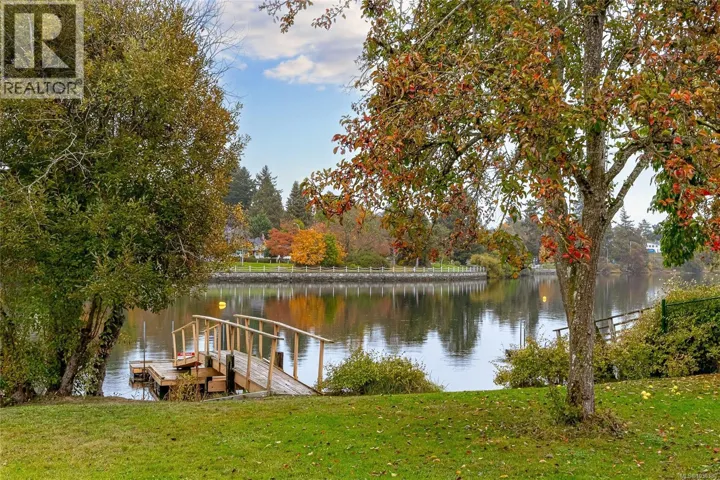1178 Rhoda Lane, Esquimalt, British Columbia V9A4H2