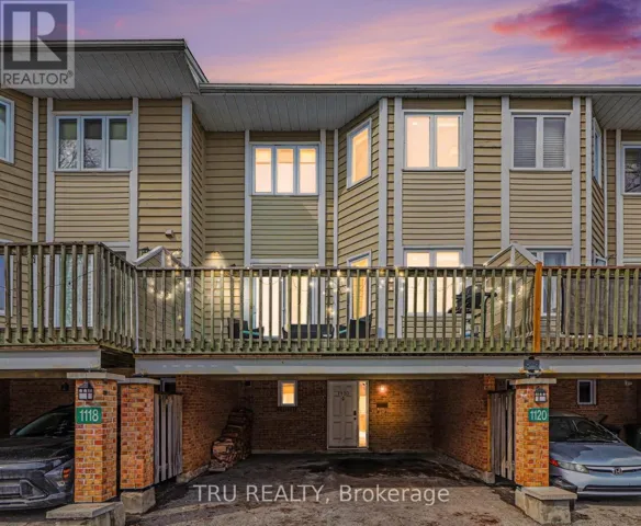 1120 CHIMNEY HILL WAY, Ottawa, Ontario K1J8Z6