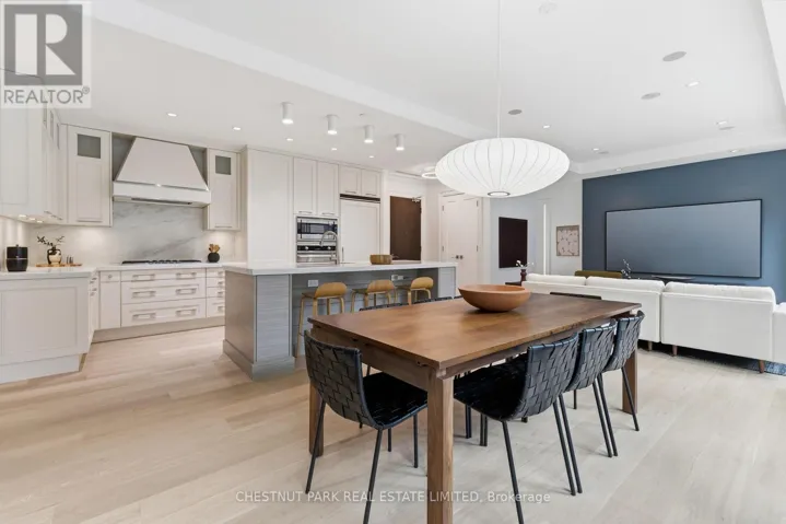 1002 - 77 CHARLES STREET W, Toronto (Bay Street Corridor), Ontario M5S1J3