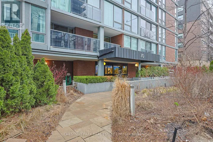 PH2 - 70 MONTCLAIR AVENUE, Toronto (Forest Hill South), Ontario M5P1P7