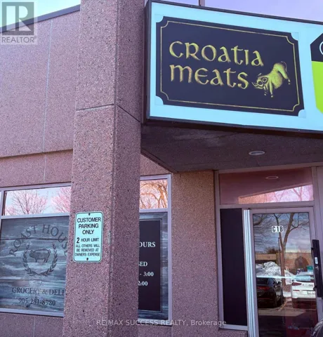 918 DUNDAS STREET E, Mississauga (Dixie), Ontario L4Y4H9