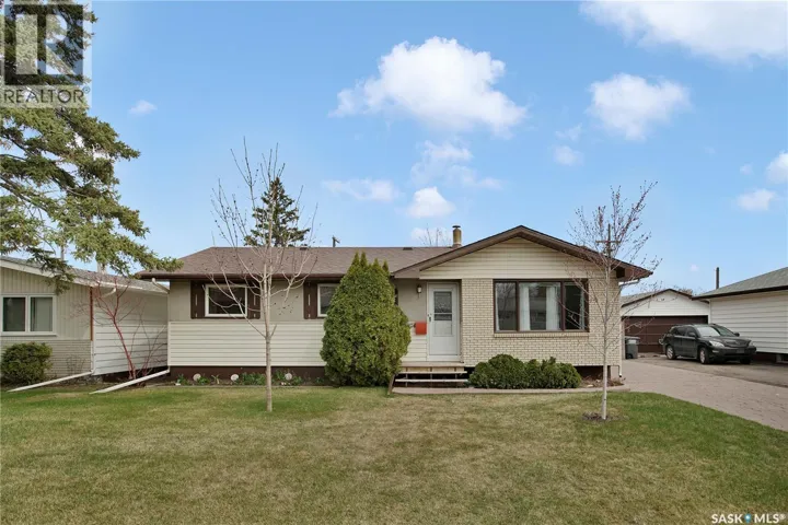 1104 McMillan AVENUE, Saskatoon, Saskatchewan S7L2V1