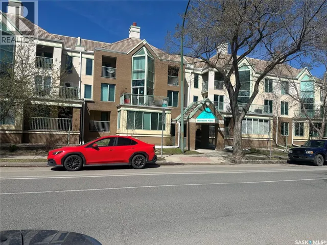 205 2244 SMITH STREET, Regina, Saskatchewan S4P2P4