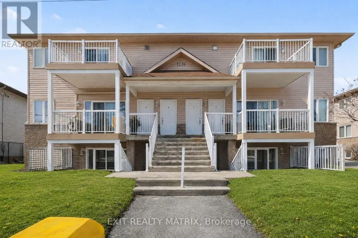2 - 1238 MARENGER STREET, Ottawa, Ontario K1C1S2