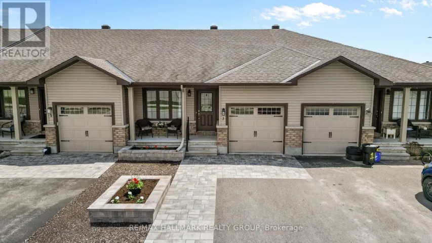 3 HORTON STREET, Mississippi Mills, Ontario K0A1A0